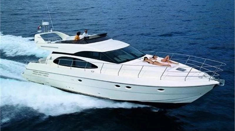 Azimut 58
