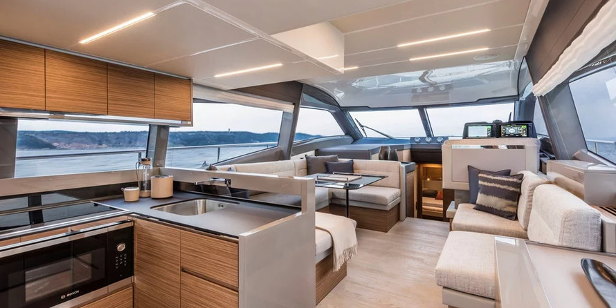Ferretti 450