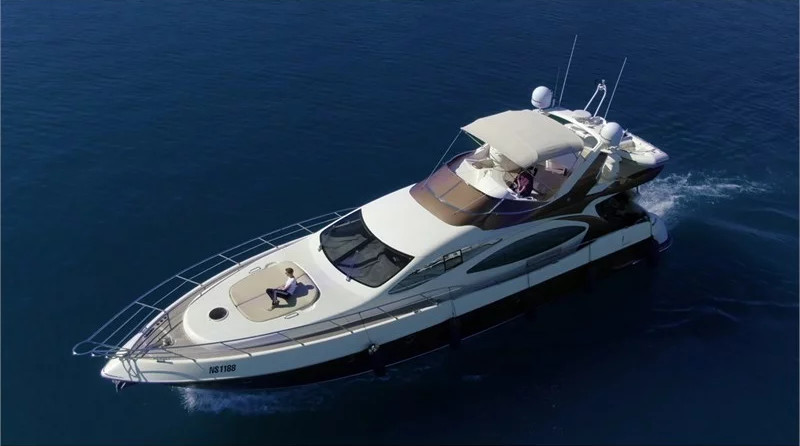 Azimut 68