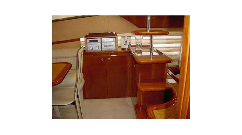 Ferretti 68