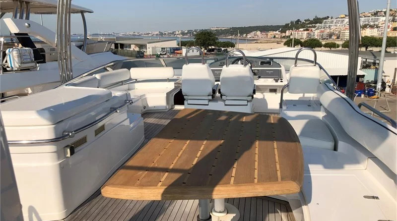 Fairline 74 Squadron