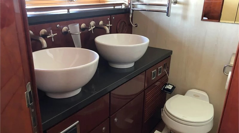 Fairline 74 Squadron