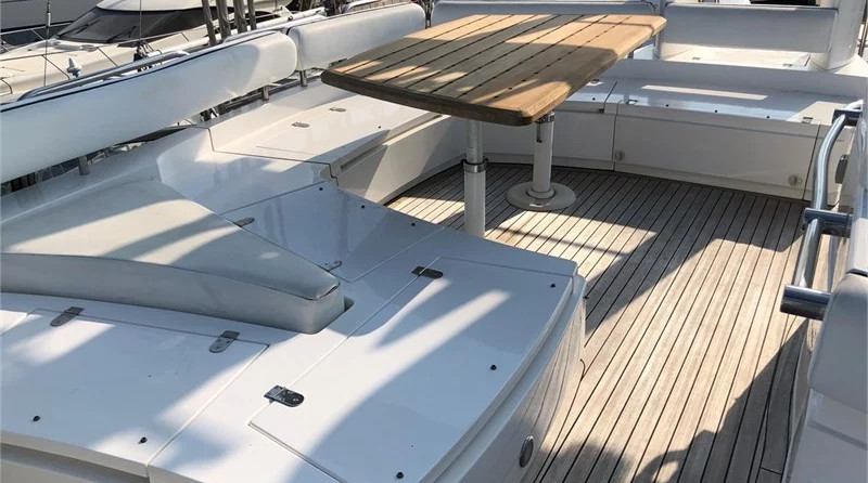 Fairline 74 Squadron