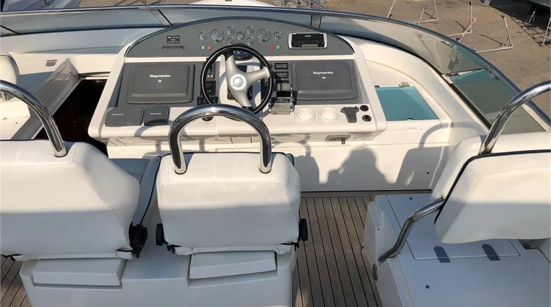 Fairline 74 Squadron