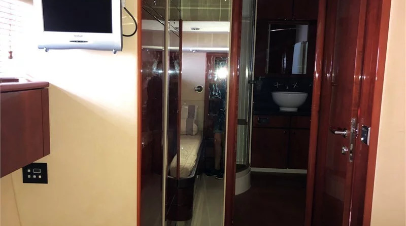 Fairline 74 Squadron