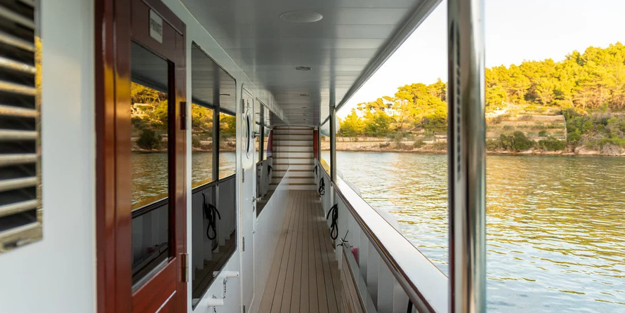 Flash Catamarans VY YOLO