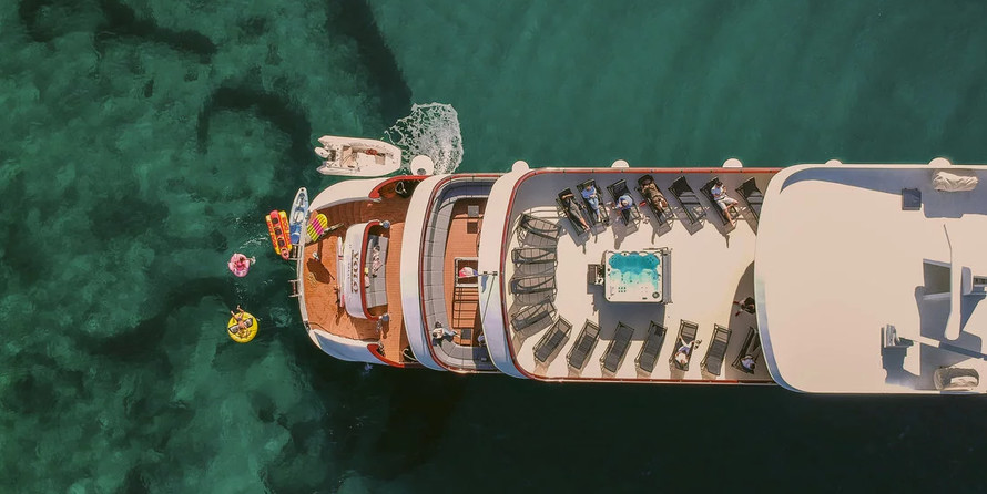 Flash Catamarans VY YOLO