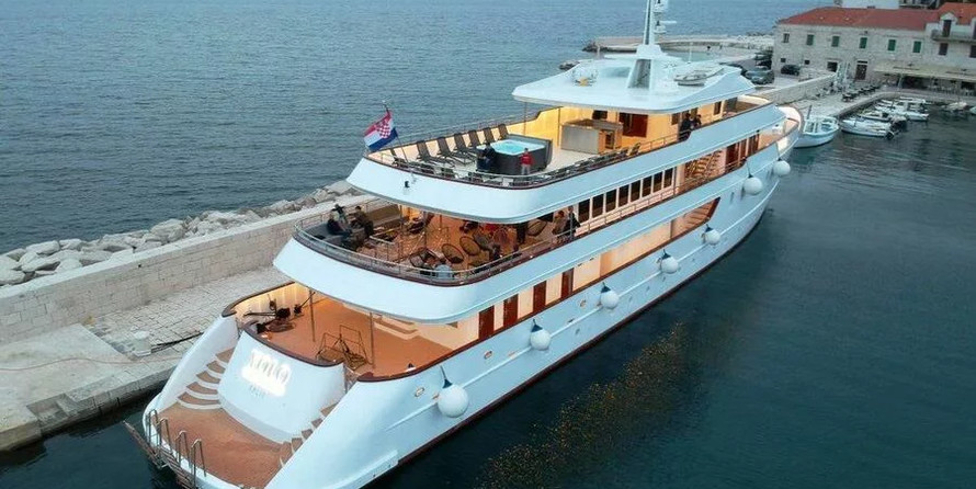 Flash Catamarans VY YOLO