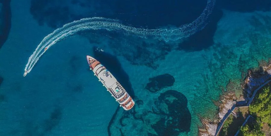 Flash Catamarans VY YOLO