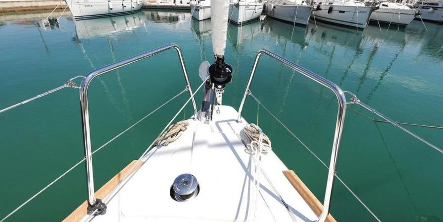 Beneteau Oceanis 35.1