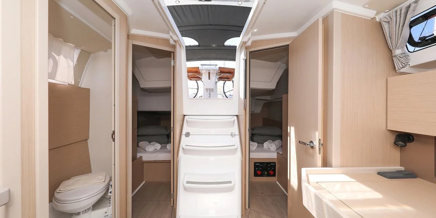 Beneteau Oceanis 35.1