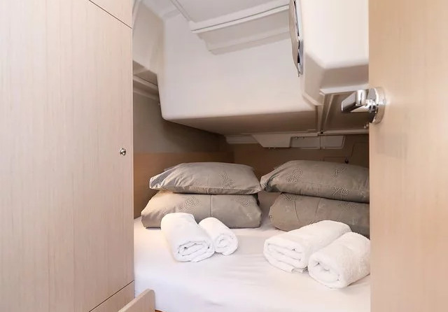 Beneteau Oceanis 35.1