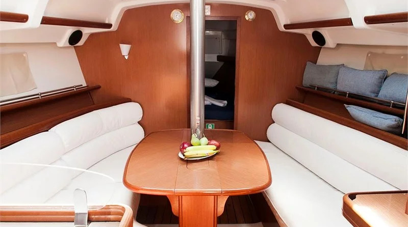 Beneteau Oceanis 343