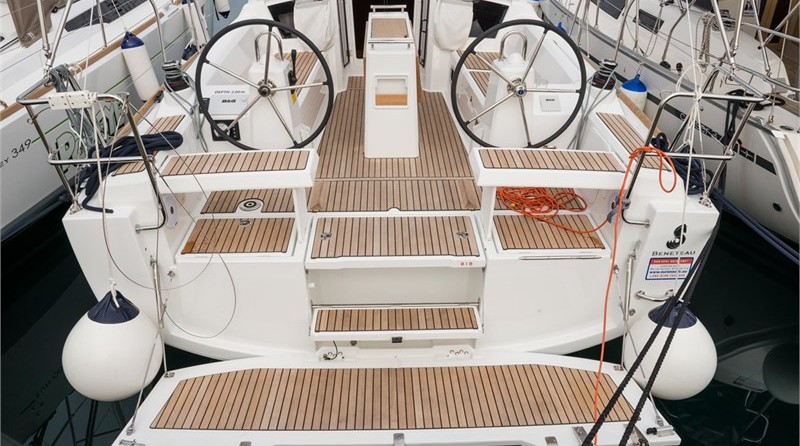Beneteau Oceanis 35.1