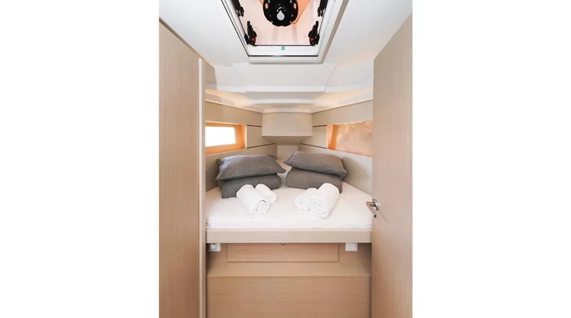 Beneteau Oceanis 35.1