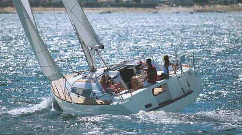 Beneteau Oceanis 37