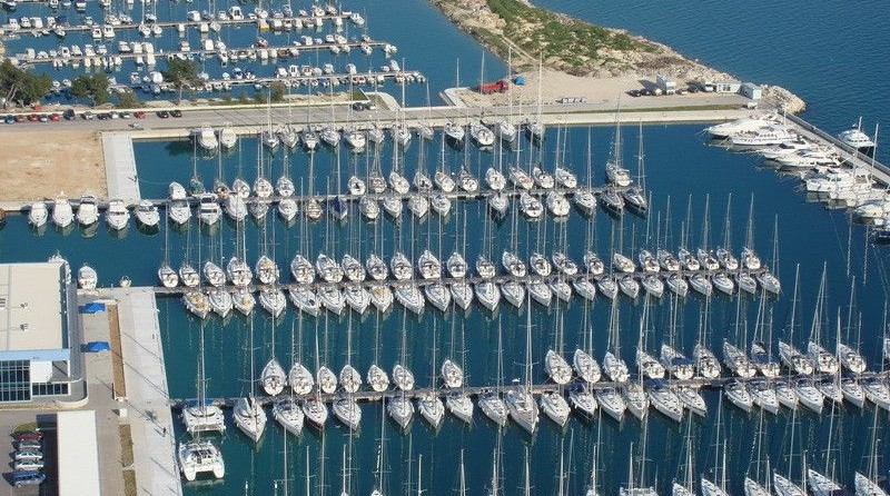 Hanse 418