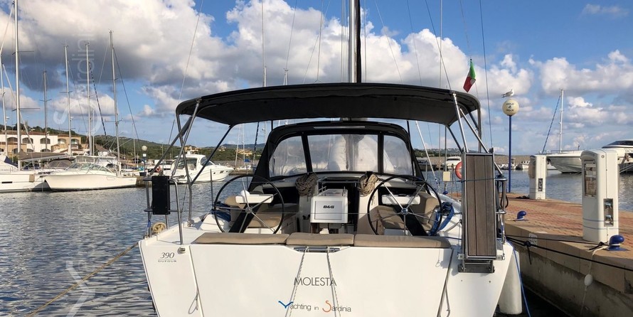 Dufour 390