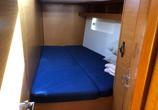 Jeanneau 54