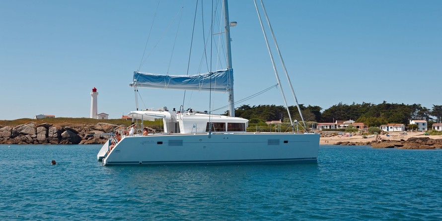 Lagoon 450 F