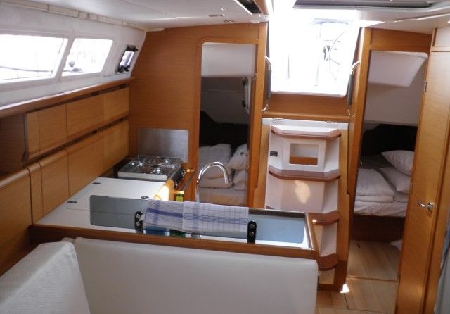 Jeanneau Sun Odyssey 379