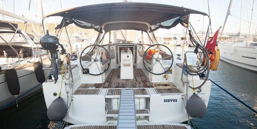 Beneteau Oceanis 38
