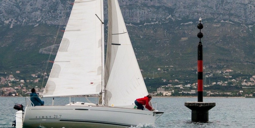 Beneteau First 21