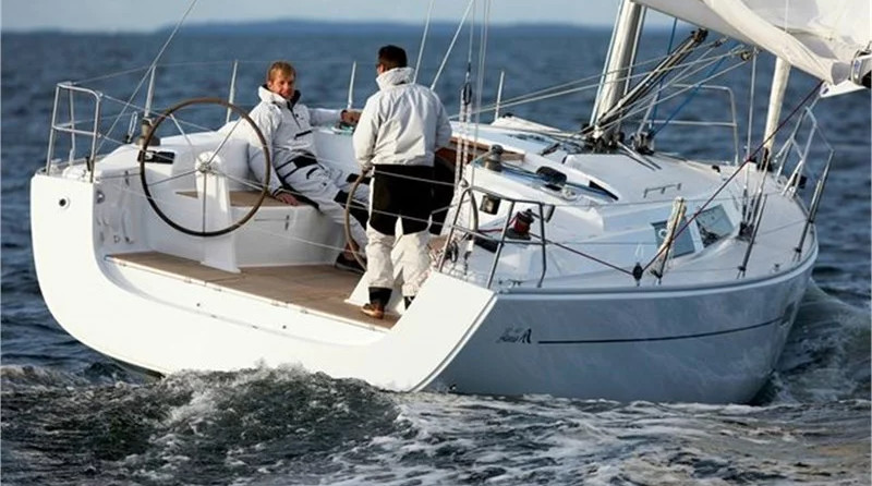 Hanse 400
