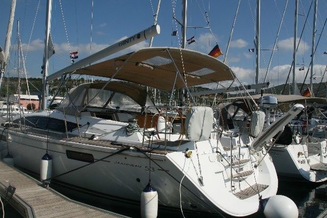 Jeanneau 53