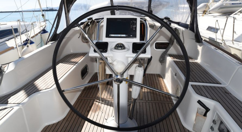 Beneteau Oceanis 37