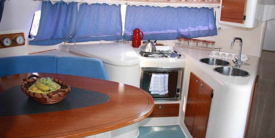 Fountaine Pajot Athena 38