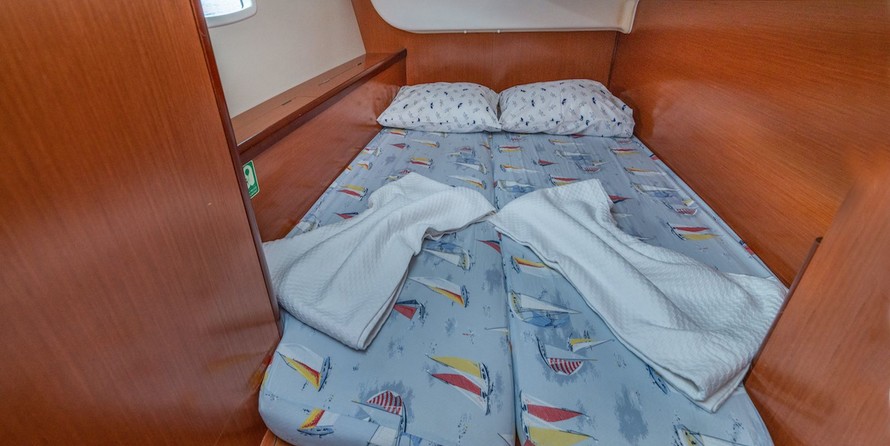 Beneteau Oceanis 40