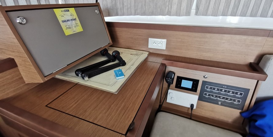 Lagoon 40