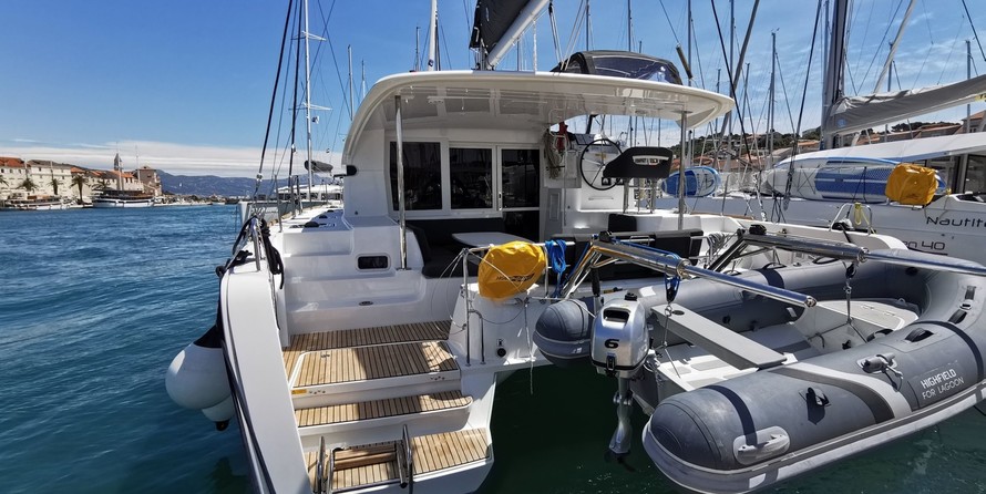 Lagoon 40