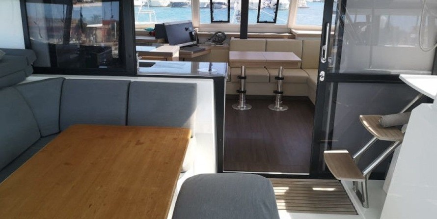 Fountaine Pajot Astréa 42