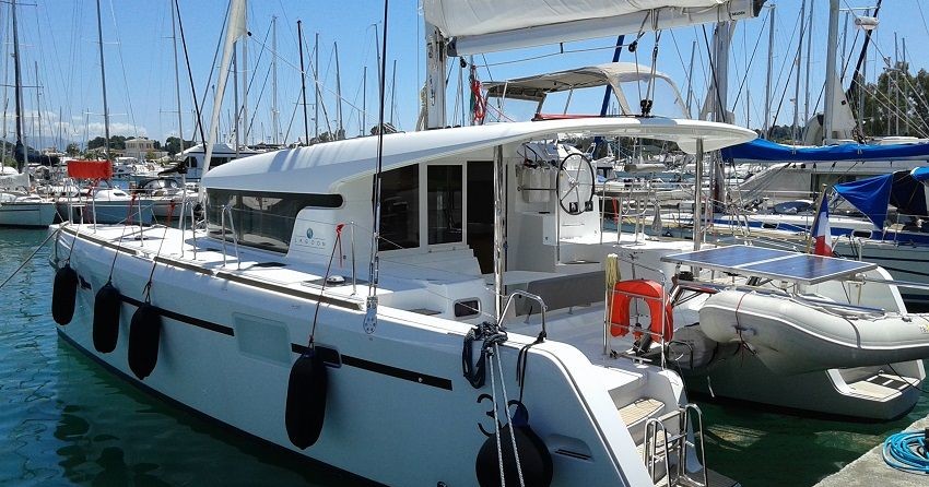 Lagoon 39