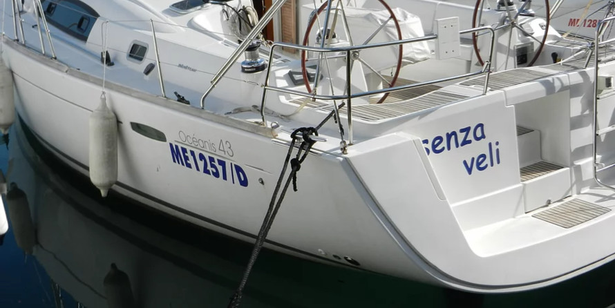 Beneteau Oceanis 43