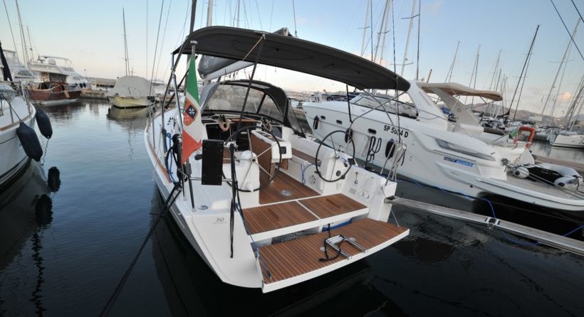 Dufour 350