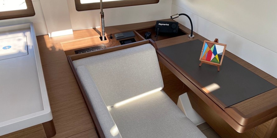 Beneteau Oceanis 51.1