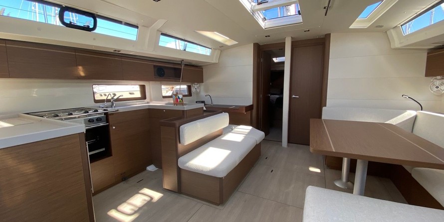 Beneteau Oceanis 51.1