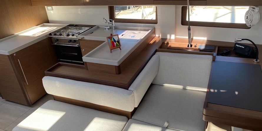 Beneteau Oceanis 51.1