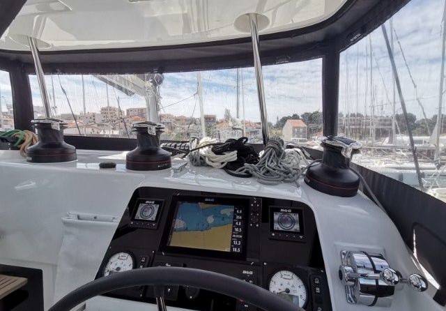 Lagoon 450 S