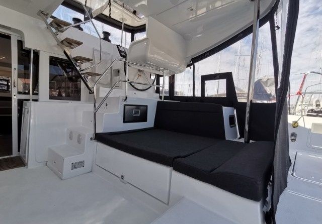 Lagoon 450 S