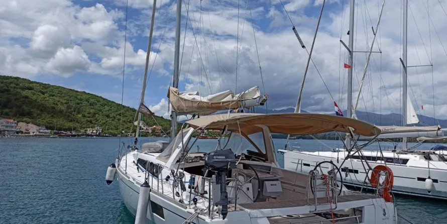 Beneteau Oceanis 48