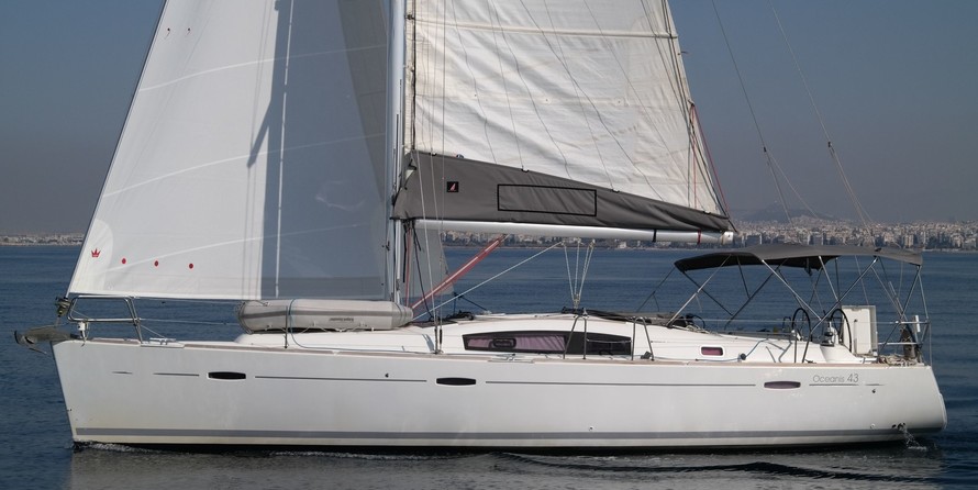 Beneteau Oceanis 43
