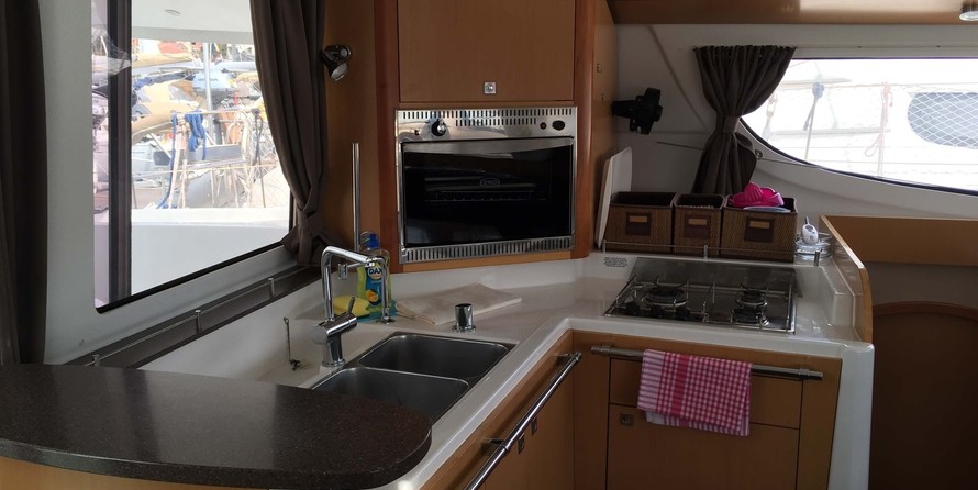 Fountaine Pajot Lipari 41