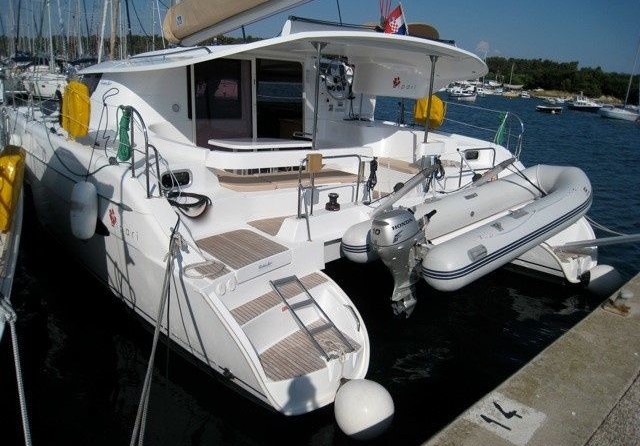 Fountaine Pajot Lipari 41