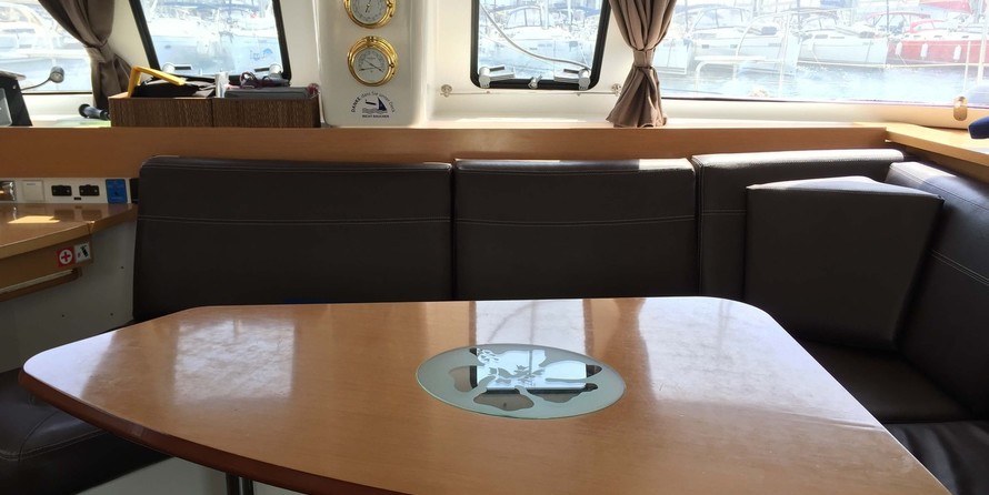 Fountaine Pajot Lipari 41