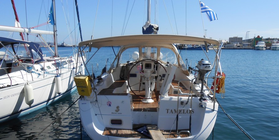 Beneteau Oceanis 37