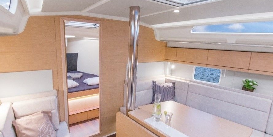 Hanse 418
